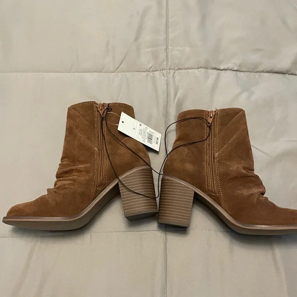 Brand new camel booties - Picture 3 of 6